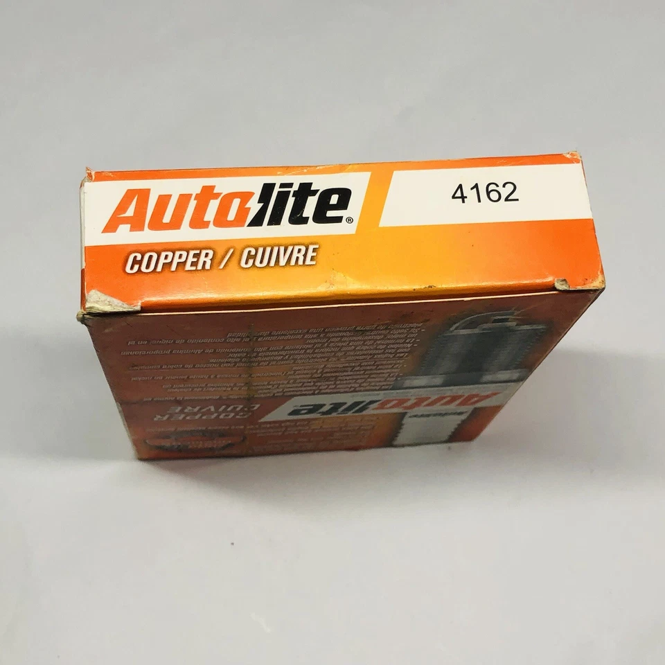 (4 PACK) AUTOLITE COPPER SPARK PLUGS 4162 - Image 3 of 4