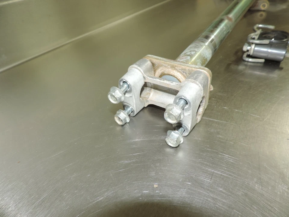 Yamaha Champ 100 Moto 1990 4 eje de dirección vástago columna abrazaderas de manillar Foto 4 de 4