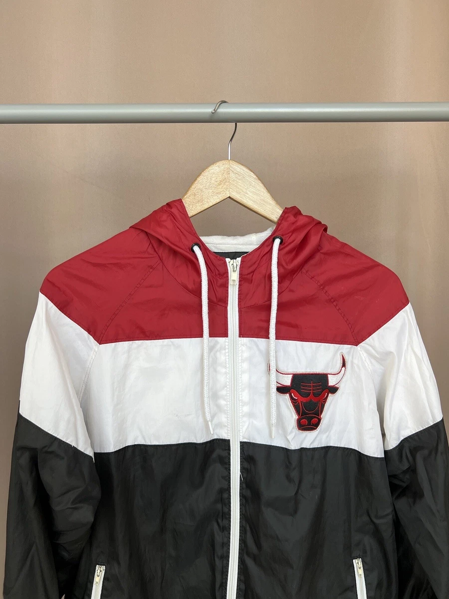 Bulls warm hotsell up hoodie