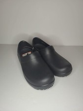 Crocs Women  s Size 6 Slip Resistant Shoes - Neria Pro II Clogs, Nurse Work Shoes