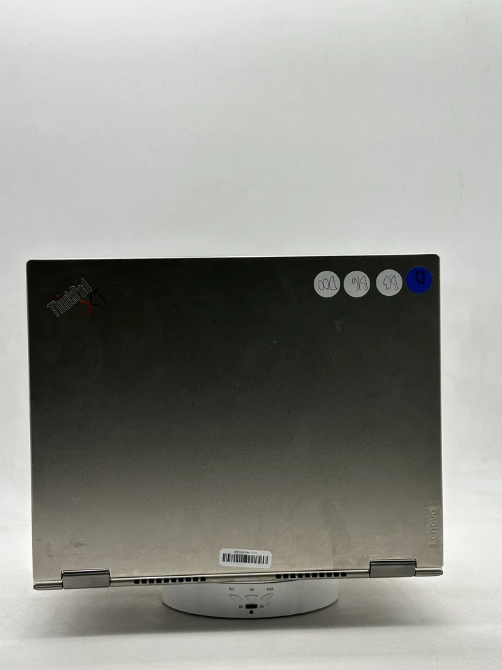 Lenovo ThinkPad X1 титана поколения 1 13,4 «i7-1160G7 16GB/512GB без ОС (читать) - Изображение 3 из 4