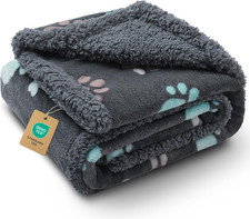Luciphia Waterproof Pet Blankets for Couch Sofa Bed Cover Cat Liquid Pee Proof W