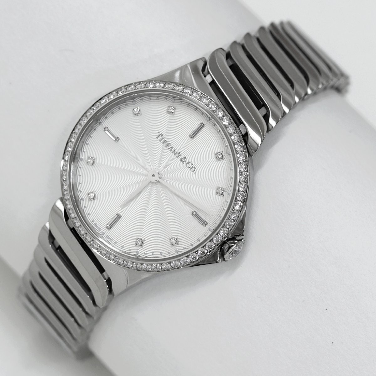 Tiffany & Co.  ティファニー メトロ 2-ハンド28mm Tiffany Metro 2-Hand 28mm, Ref 60874875, Ladies, St Steel