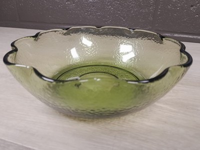 1960s Hazel Atlas Pebblestone Textured Bowl/Pedestal Avocado Green Ruffled Edge 