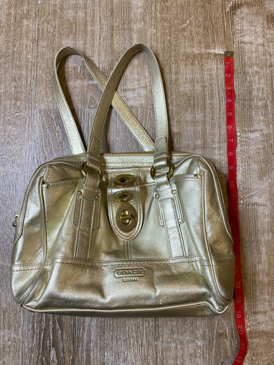 COACH - トマト COACH® | COACH®: Kisslock Frame Bag With Strawberry Embroidery