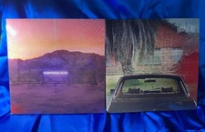 ARCADE FIRE EVERYTHING NOW & THE SUBURBS DUBBLE ALUBM IN 8/9 GRADE