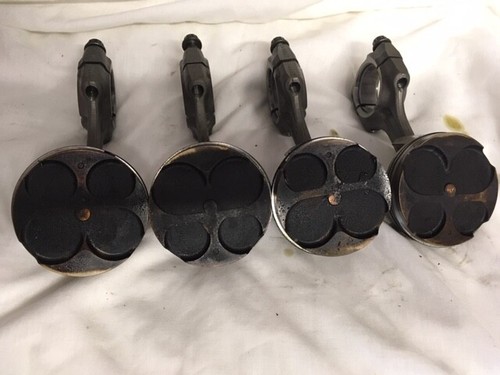 Suzuki GSXR 600 K4 K5 Engine Pistons, rings & Con Rods& shells sold individually - 第 1/4 張圖片