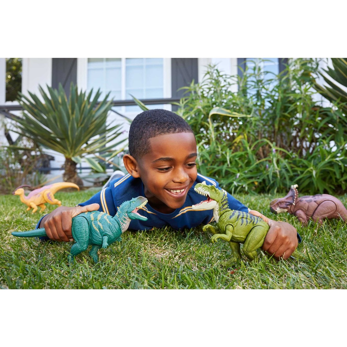 Jurassic World Wild Roar Parasaurolophus Dinosaur Figure Glowing