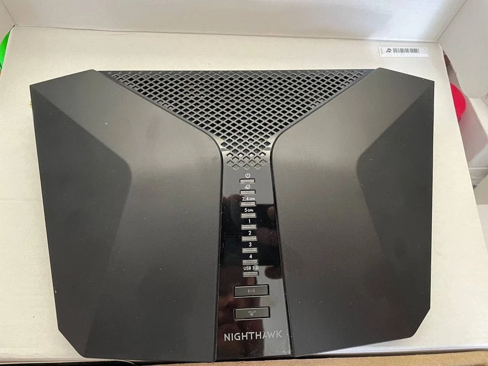 NETGEAR Nighthawk 6-Stream AX5400 WiFi 6 Router (RAX50) - AX5400 Dual Band - Image 2 of 4