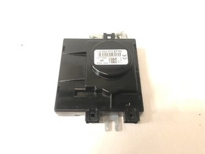 ORIGINAL MERCEDES C KLASSE W204 ANTENNENVERSTÄRKERMODUL - A2048702789