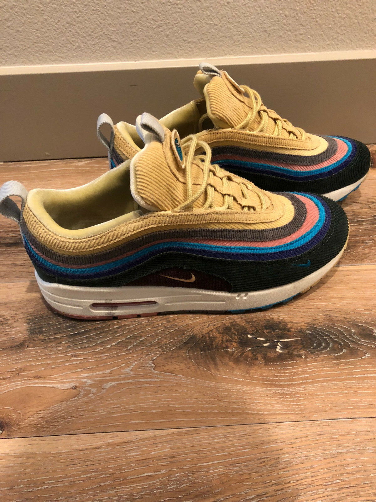 Nike Air Max 1 97 SW VF SEAN WOTHERSPOON Size US 8.5 - USED Nike Air Max 1 97 SW VF SEAN WOTHERSPOON Size US 8.5 - USED