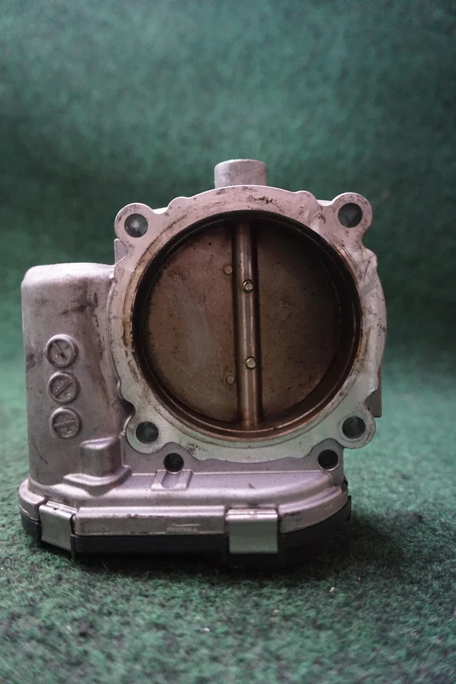 Jeep Grand Cherokee 2011 3,6 L carrocería del acelerador fabricante original 05184349ab 127.396 millas Foto 3 de 4