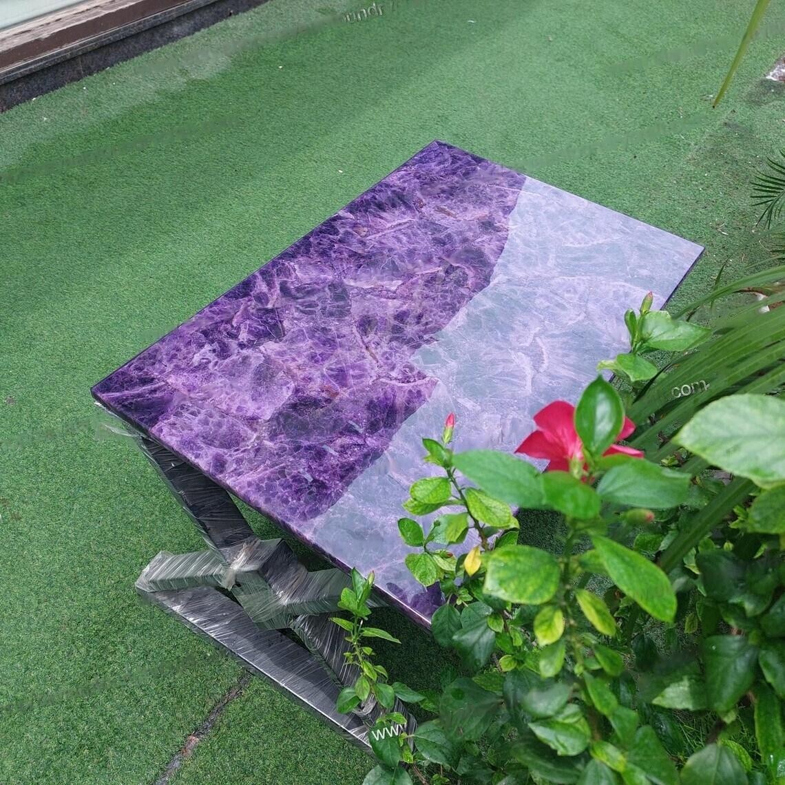 Picture 1 of 9