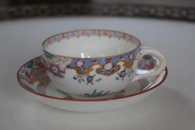 Tasse à thé en porcelaine Minton, anglaise, décor B393, XIXe siècle - Photo 1/4