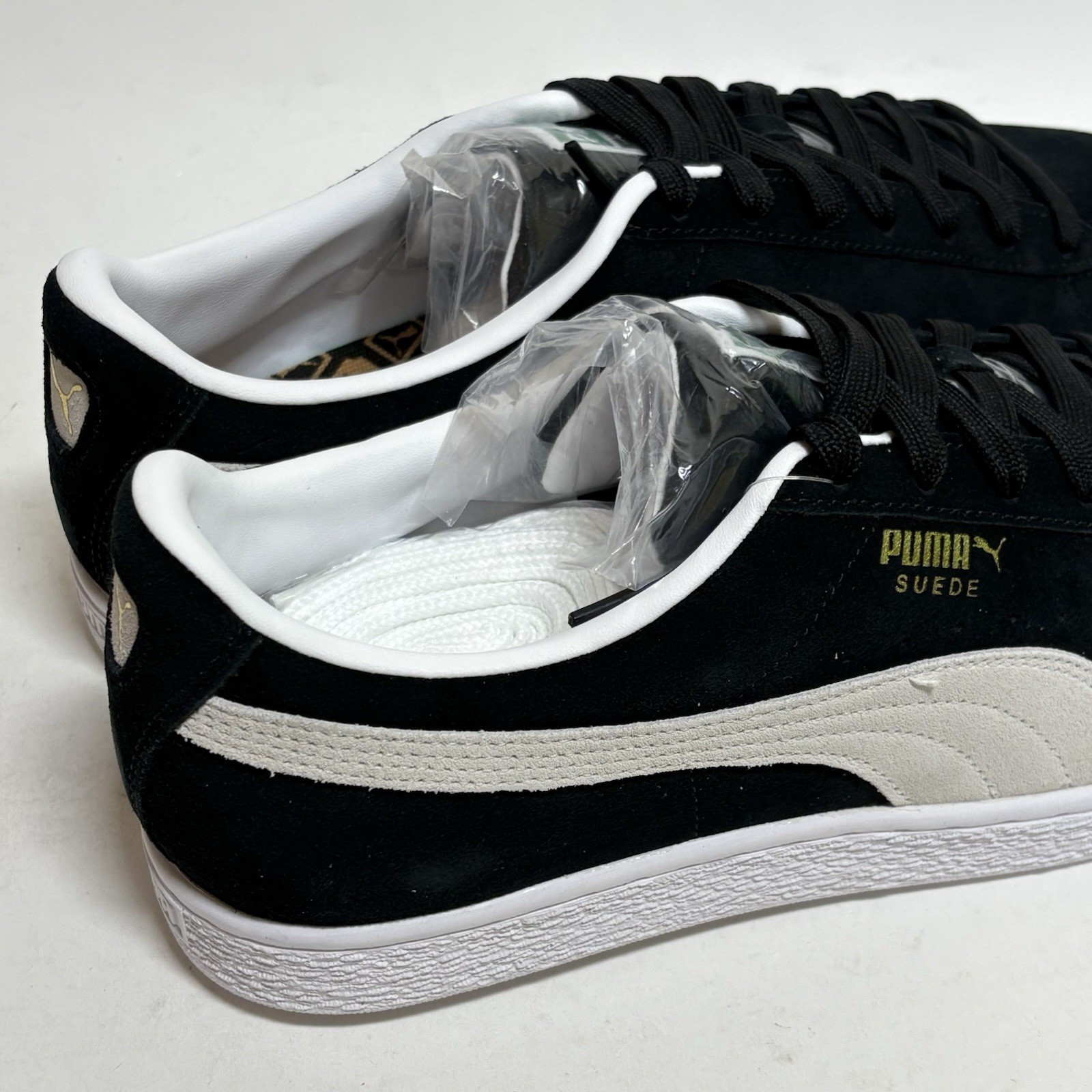 PUMA Men's Suede Classic XXI Size 11.5 Sneakers Black White Shoes thumbnail 5