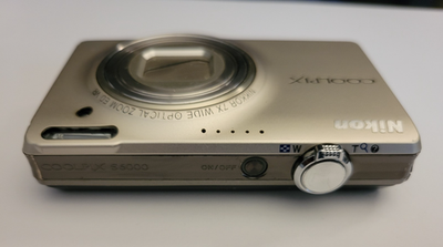 Nikon COOLPIX S6000 14.2MP Digital Camera - Champagne silver for