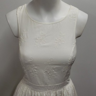 flapper dress lace 1920's French Couture Beaded Metallic Lamè Lace & Silk Flapper Dress main image 0