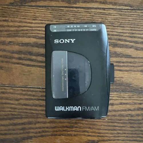 Vintage Sony WM-FX10 Walkman AM/FM Cassette Player Tested Work Great