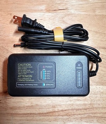 Flashpoint Battery Power Pack Charger for the XPLOR 600 Series Monolight