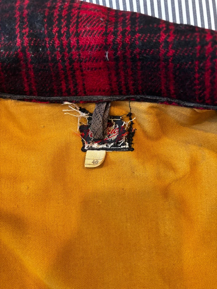 Vintage Woolrich Buffalo Plaid Wool Mackinaw  40-50s Hunting Jacket Size M (40) - Image 3 of 4