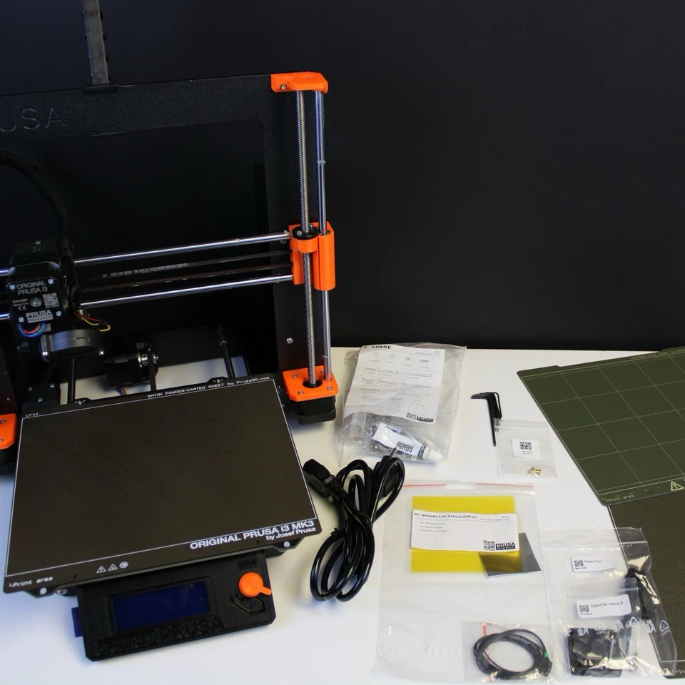 Impresora 3D Prusa I3 MK3S, totalmente montada con accesorios Foto 2 de 4