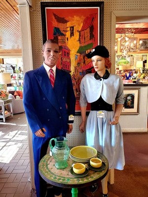 1950s MANNEQUIN COUPLE