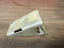 1965 1966 1967 1968 1969 Ford Galaxie Fairlane Torino Trunk Latch Striker Nos