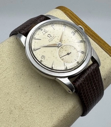 Vintage Omega Ref 2576-4 Bumper Automatic Watch