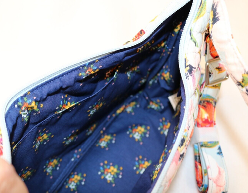 Vera Bradley Frannie Crescent Crossbody Bag in Sea Air Floral Quitlted Purse NWT - Picture 4 of 7