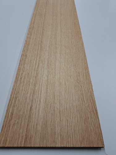Constructional Oak Veneer - 1 NATURAL WOOD Sheet - 1015mm x 200mm x 3.7mm - Picture 4 of 5