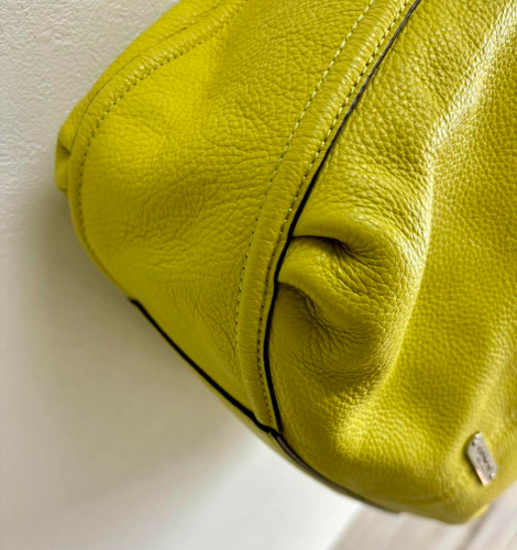 Coach Avery Pebbled Leather Hobo Shoulder Bag F23309 Yellow USED from JP/ - Picture 4 of 12