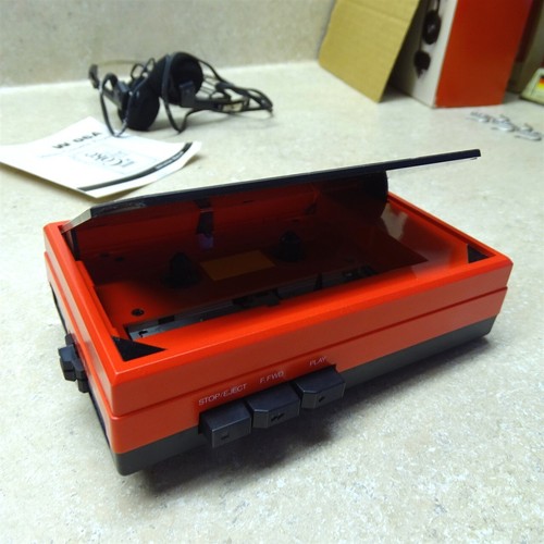 Vintage "Enjoy" Coke Stereo cassette Player With Box, Paper, Soda Pop Ad - Picture 6 of 12