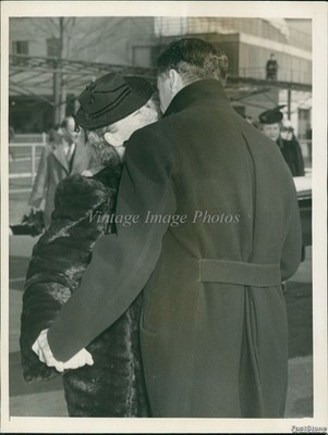 1942 Richard G Casey British Minister For Middle East & Wife Politics Photo 6x8
