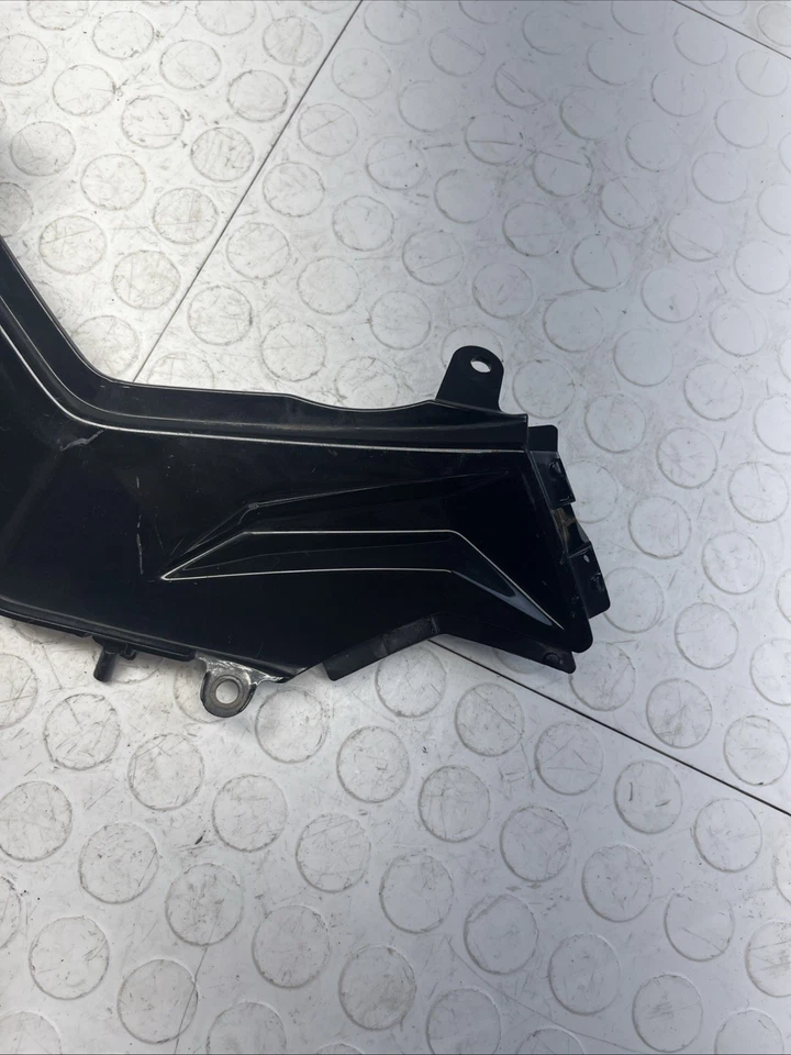 Carenado de cubierta de asiento Kawasaki Ninja 300 EX300 2013-2017 53065-0062 OEM Foto 3 de 4