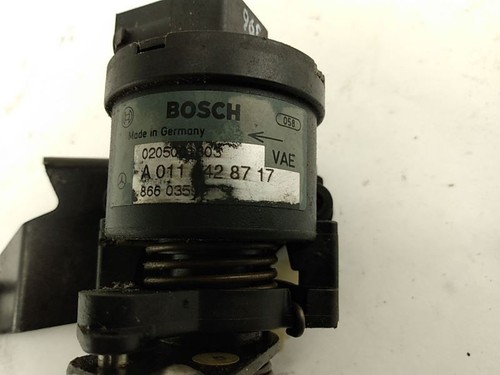 Mercedes CLK320 A208 Convertible Throttle Speed Control Solenoid 97-03 - Picture 3 of 10