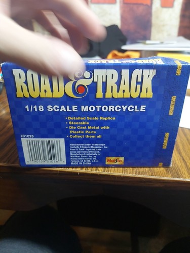 Toy Indian Motorcycle Green 31026 Scale 1:18 - New Road & Track - Picture 4 of 6