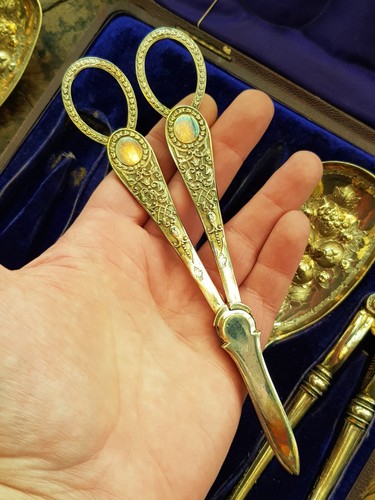 Silver Plated Nutcracker Berry Spoon Grape Scissor Set Antique Victorian Rd Mark - Picture 11 of 24