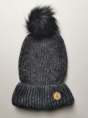 VOLCOM Lula Beanie Damen Einheitsgröße Schwarz (Neu mit Etikett) Kunstfell Bommelmütze Outdoor