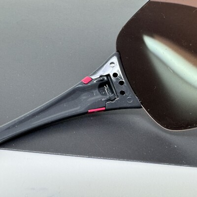 Oakley Miss Conduct Squared Sunglasses OO9141-19 Polished Carbon Rare No Lens Oakley Miss Conduct Squared Sunglasses OO9141-19 Polished  main image 4