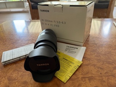 Tamron 18-300mm f/3,5-6,3 Di III-A VC VXD Zoomobjektiv - Fujifilm X