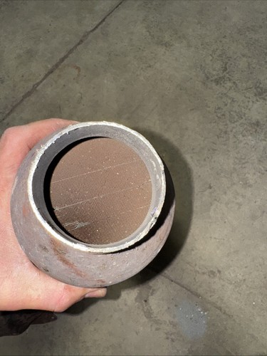 genuine oem catalytic converter - Picture 4 of 4