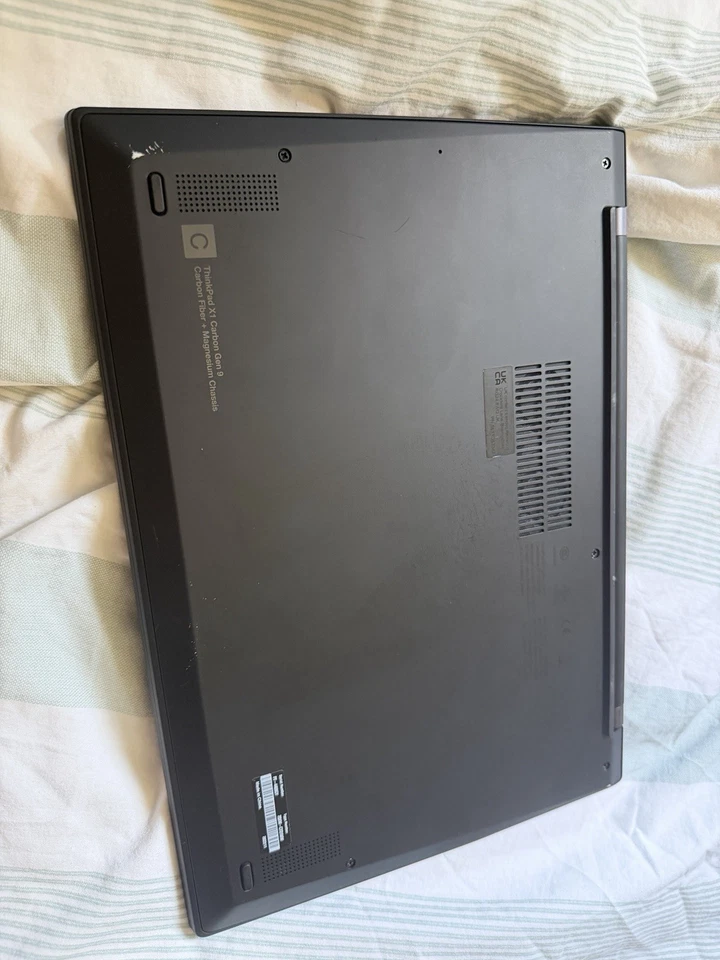 Lenovo ThinkPad X1 Carbon G9 · i7-1165G7 · 16GB · 82TB, photo 4 of 5