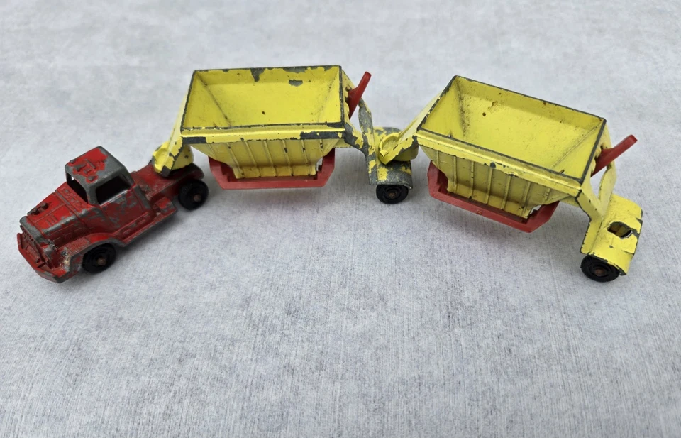 Rare Tootsietoy Semi With Belly Dump Trailers - Image 4 of 4