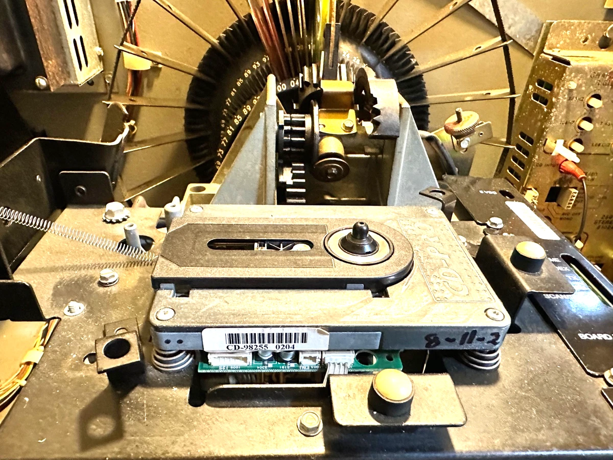 Cd Jukebox Player In Collectible Jukebox Replacement Parts for