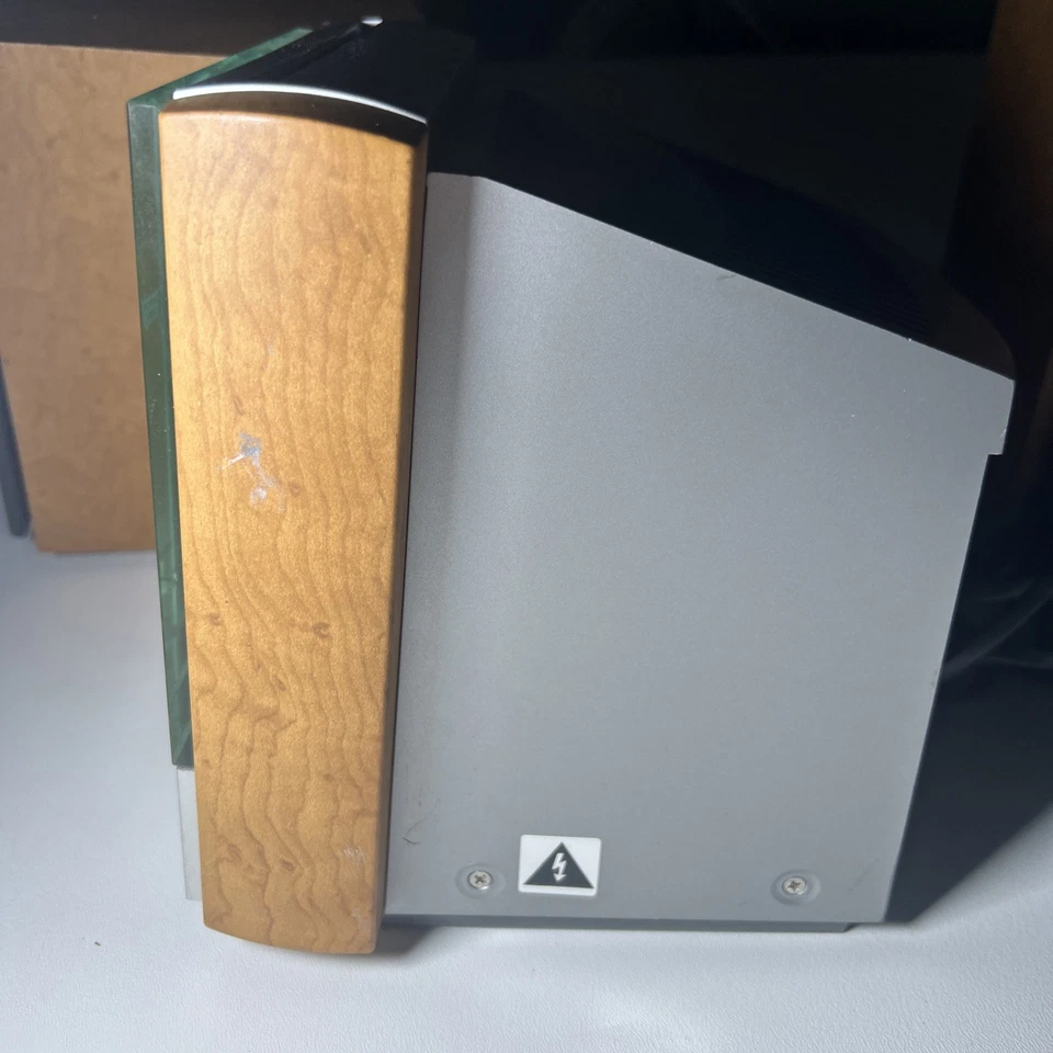 SONY CMT-EX1 CD Player AM/FM Combo With Speakers / For Parts Or repair - Image 4 of 4