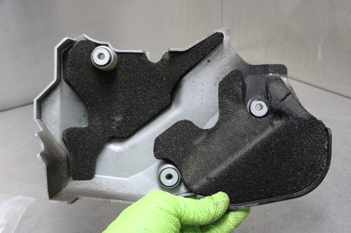 08-12 SUZUKI KATANA 650 GSX650F Front Sprocket Cover - Picture 7 of 7