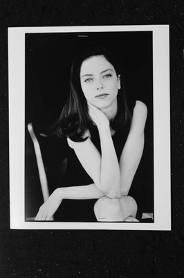 Juliet Landau - 8x10 Headshot photo w/ Resume - Buffy The Vampire