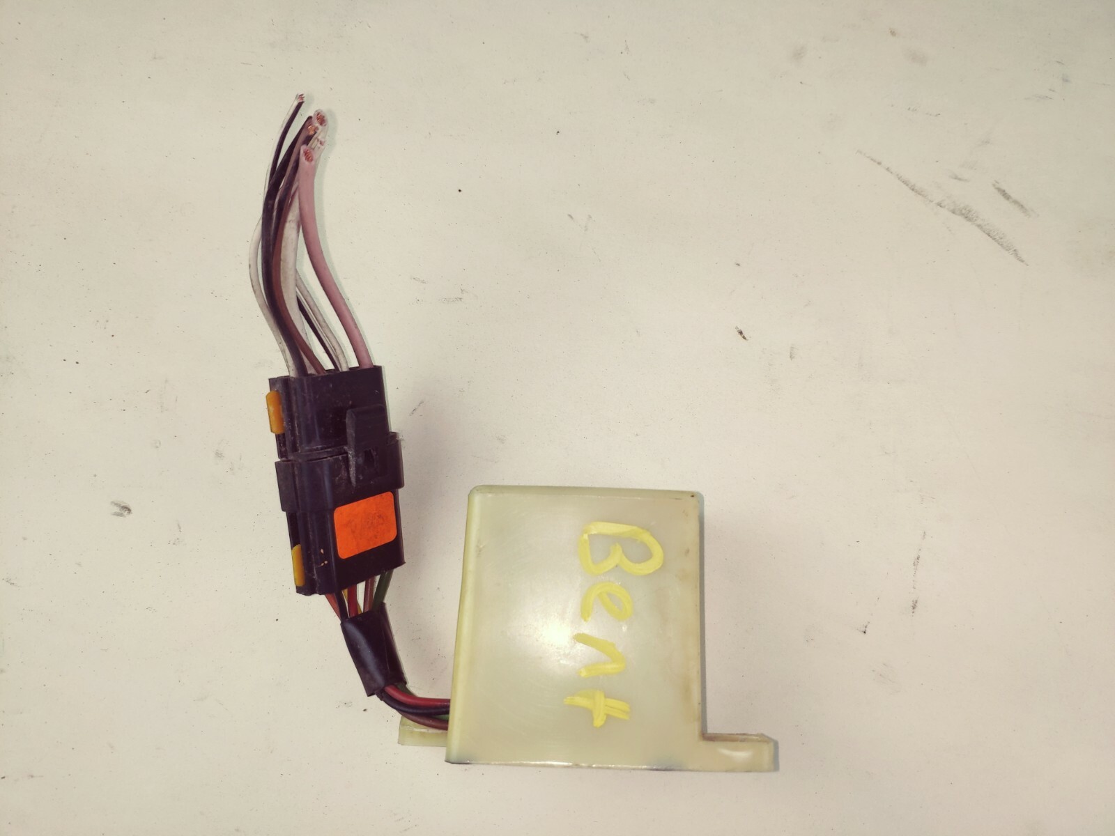Bentley Eight 1987 ECU COURTESY LIGHT DELAY CONTROL MODULE