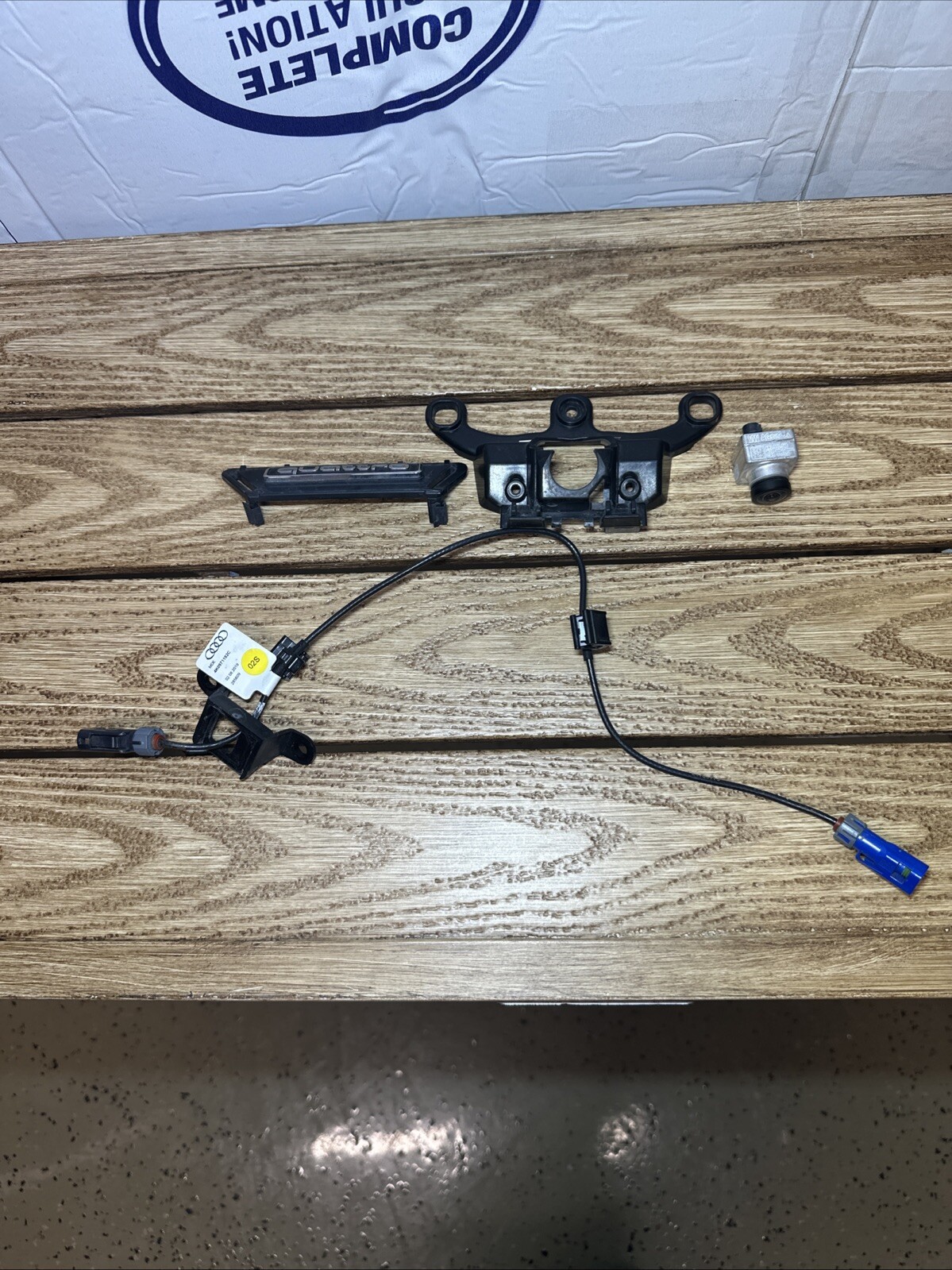 Audi VW Porsche Lamborghini Surround View Camera Bracket 4N0.980.546