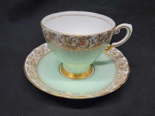 Tuscan Bone China England Tea Cup And Saucer Green Gold Enameled # 5332 - Picture 2 of 23